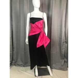SOLD 🎉🎉🎉🎉Vintage Morton Myles Black/Fuchsia Pink Satin Evening Gown